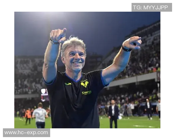 足球球星高清竖屏图片素材下载合集，轻松获取多款经典球员照片